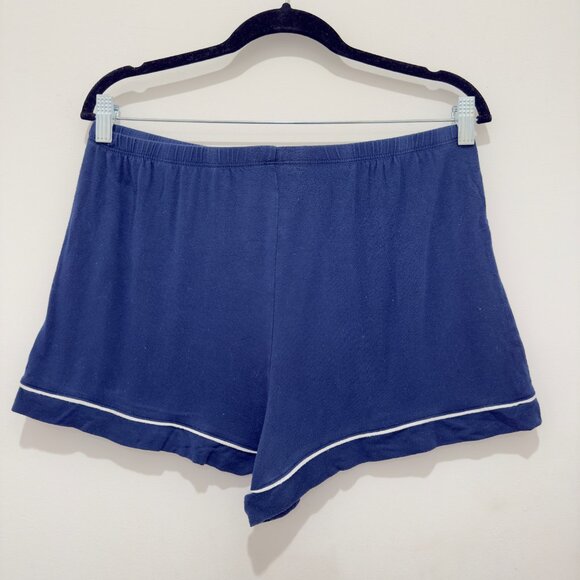 Pajama shorts - Picture 2 of 2